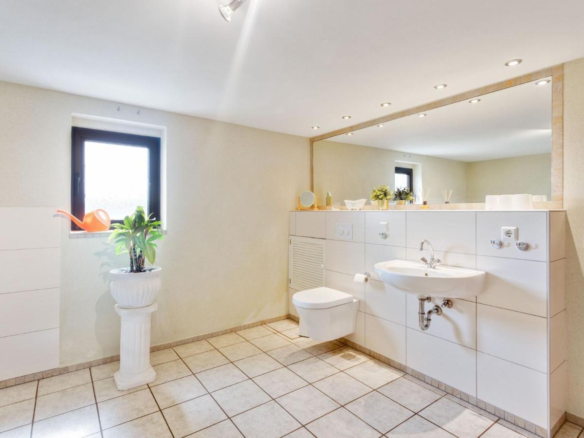 Beautiful Holiday Home Ideal For Hikers Kleinlangenfeld 외부 사진