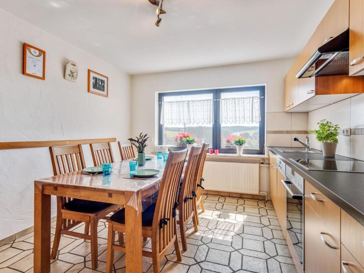 Beautiful Holiday Home Ideal For Hikers Kleinlangenfeld 외부 사진